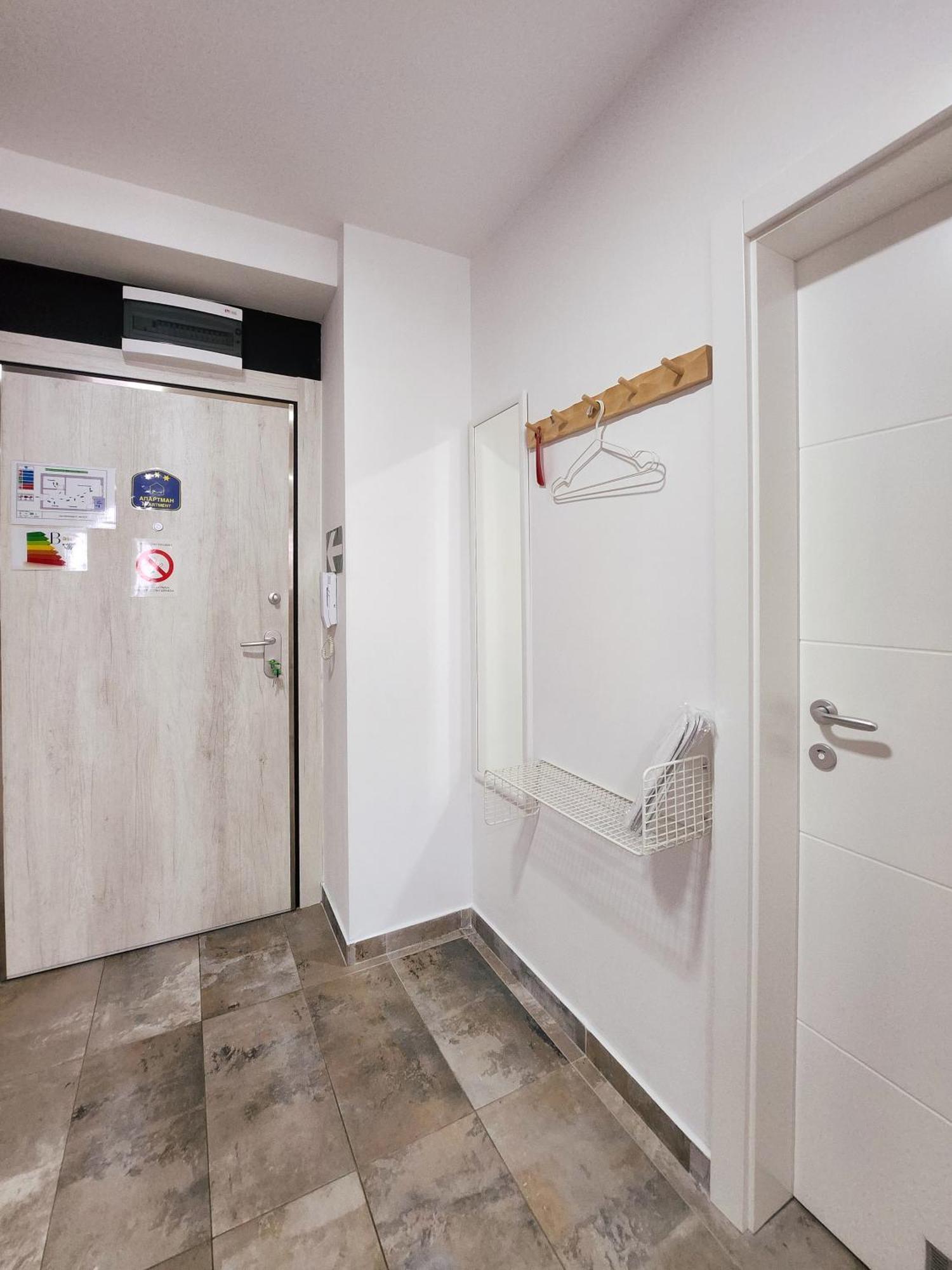 Oota Soko With Parking Garage Apartment Kragujevac Exterior photo